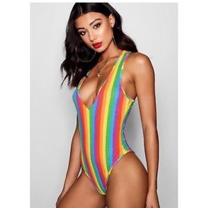 Rainbow bodysuit 💕💕